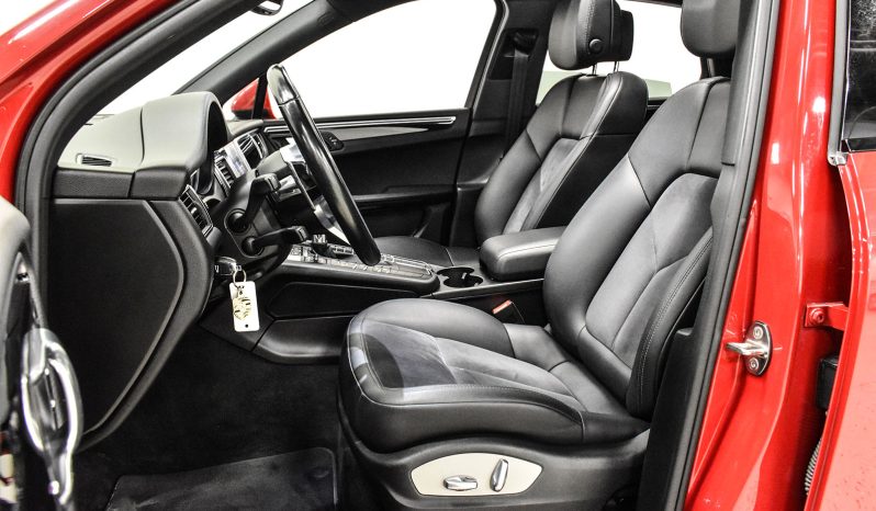 2017 Porsche Macan S full
