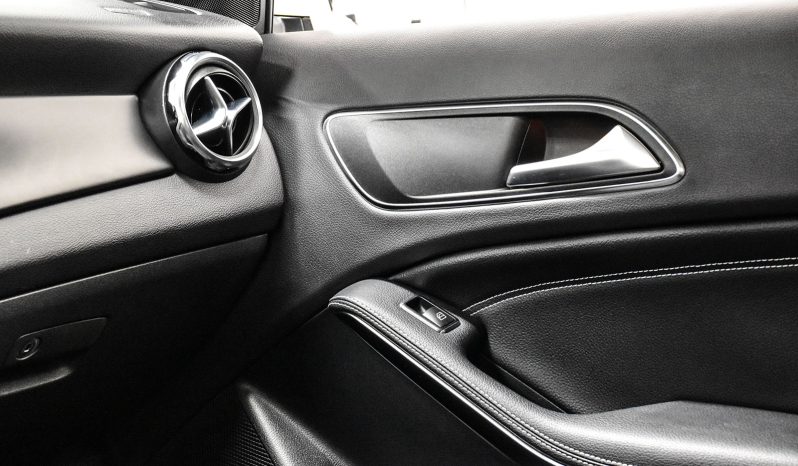 2018 Mercedes-Benz GLA 250 full
