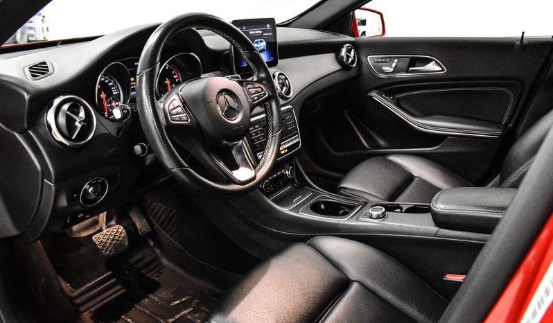 2018 Mercedes-Benz GLA 250 full