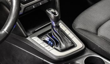 2018 Hyundai Elantra full