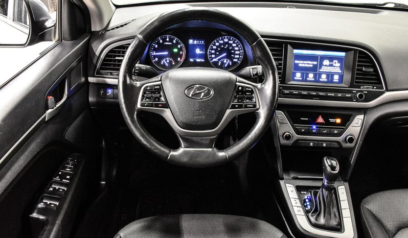 2018 Hyundai Elantra full