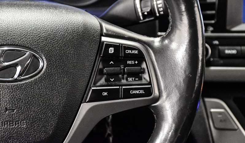 2018 Hyundai Elantra full