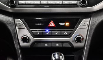 2018 Hyundai Elantra full