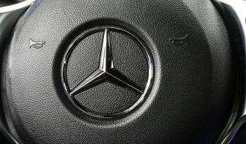 2023 Mercedes-Benz GLB 250 full