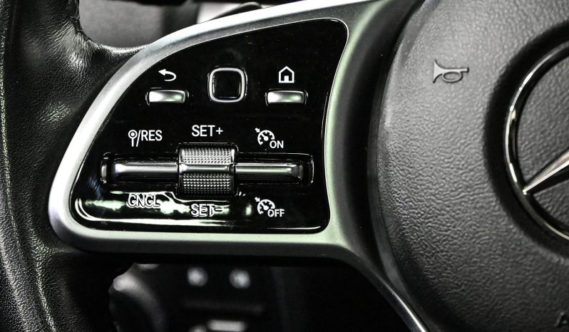 2023 Mercedes-Benz GLB 250 full