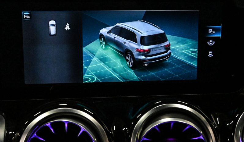 2023 Mercedes-Benz GLB 250 full