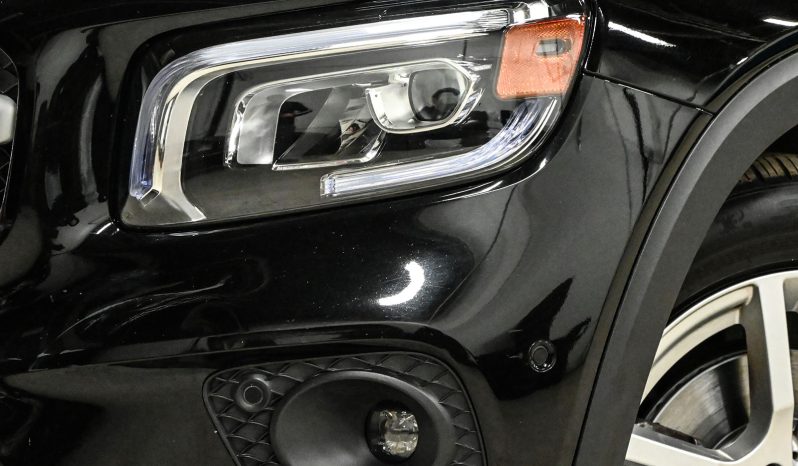2023 Mercedes-Benz GLB 250 full