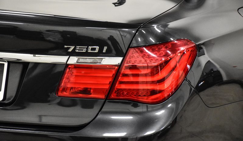 2012 BMW 7-Series full