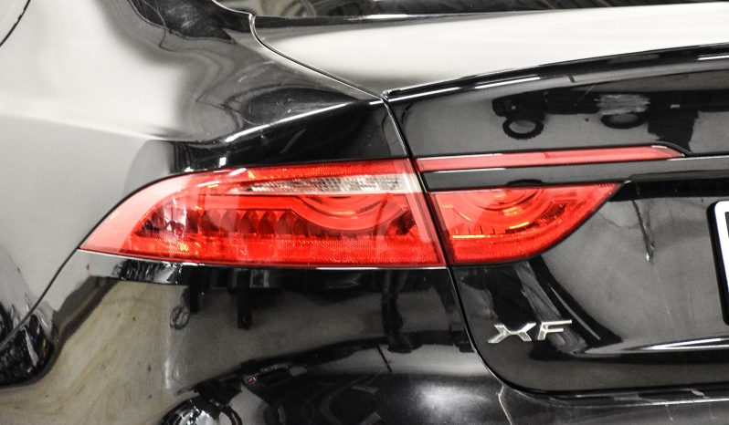 2017 Jaguar XF S full