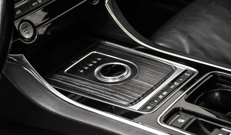 2017 Jaguar XF S full