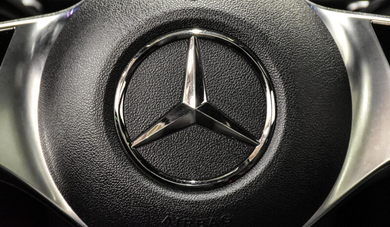 2024 Mercedes-Benz GLB 250 full