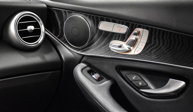 2021 Mercedes-Benz GLC 300 full