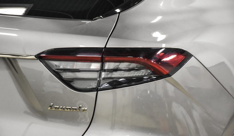 2021 Maserati Levante S full