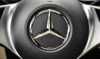 2023 Mercedes-Benz GLC 300 full