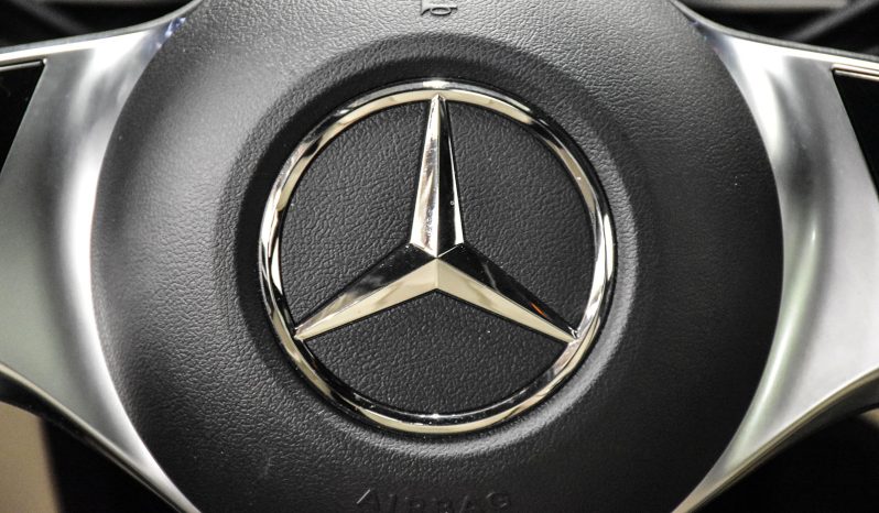2023 Mercedes-Benz GLC 300 full