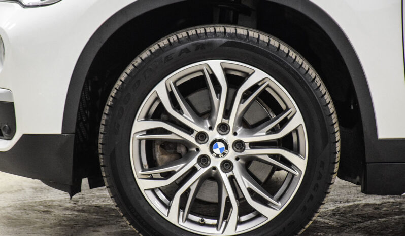 2019 BMW X1 full