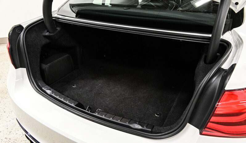 2018 BMW 330e full
