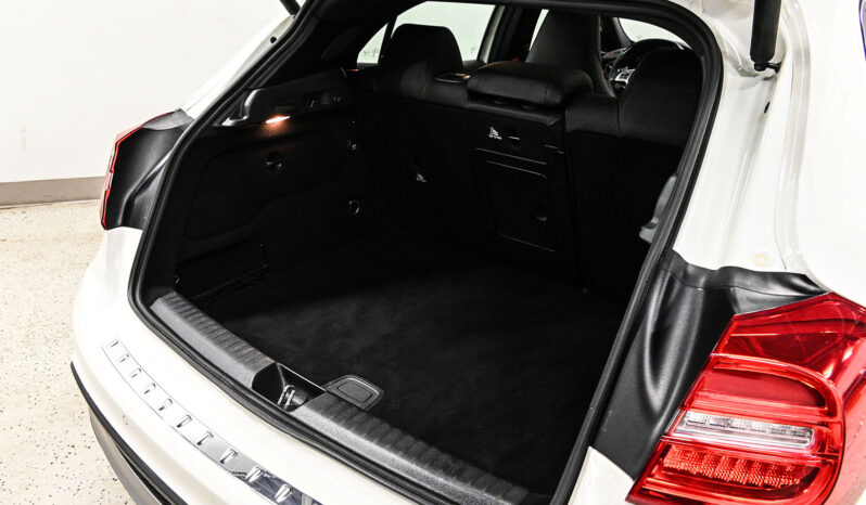 2015 Mercedes-Benz GLA 45 AMG full