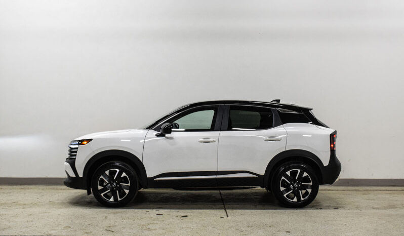 2026 Nissan Kicks SV full