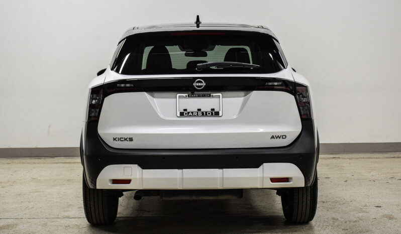 2026 Nissan Kicks SV full