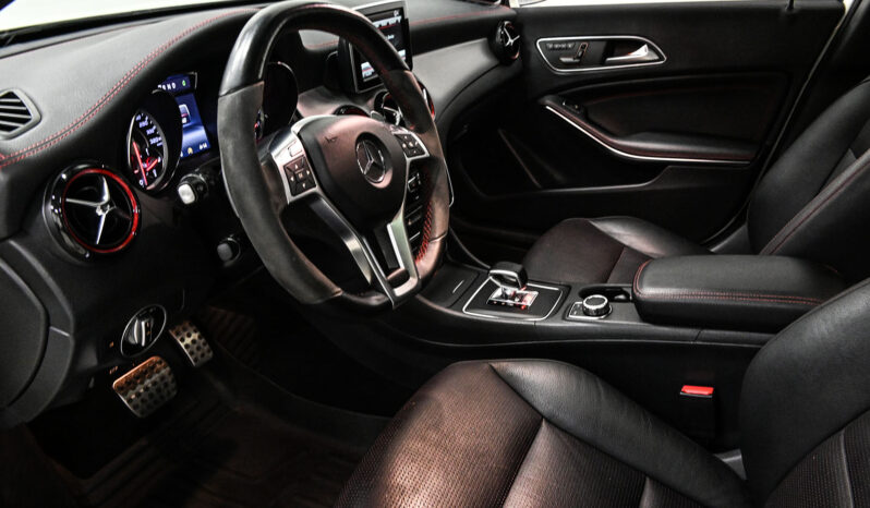 2015 Mercedes-Benz GLA 45 AMG full