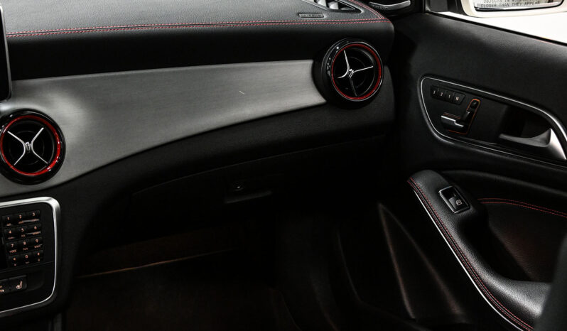 2015 Mercedes-Benz GLA 45 AMG full