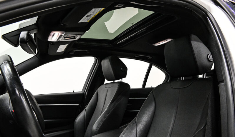 2018 BMW 330e full