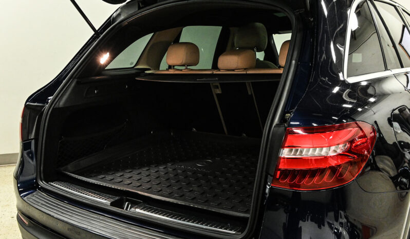 2018 Mercedes Benz GLC300 full