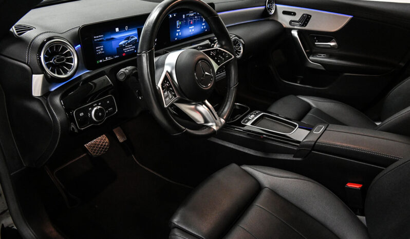 2025 Mercedes Benz CLA250 full