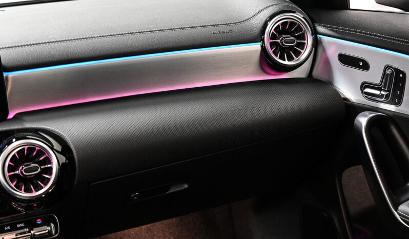2025 Mercedes Benz CLA250 full