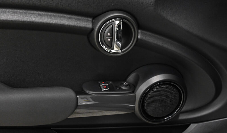 2024 MINI COOPER full