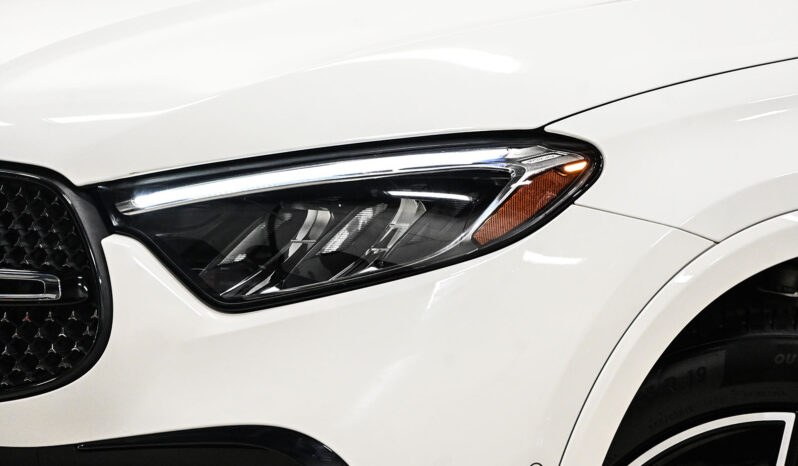 2023 Mercedes Benz GLC 300 full