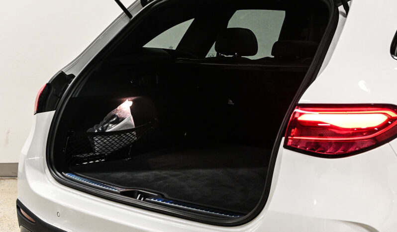 2023 Mercedes Benz GLC 300 full